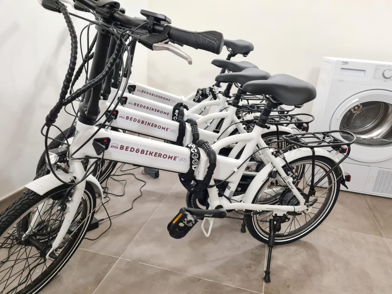 Bed and breakfast Bed&bikerome Giulio Cesare *