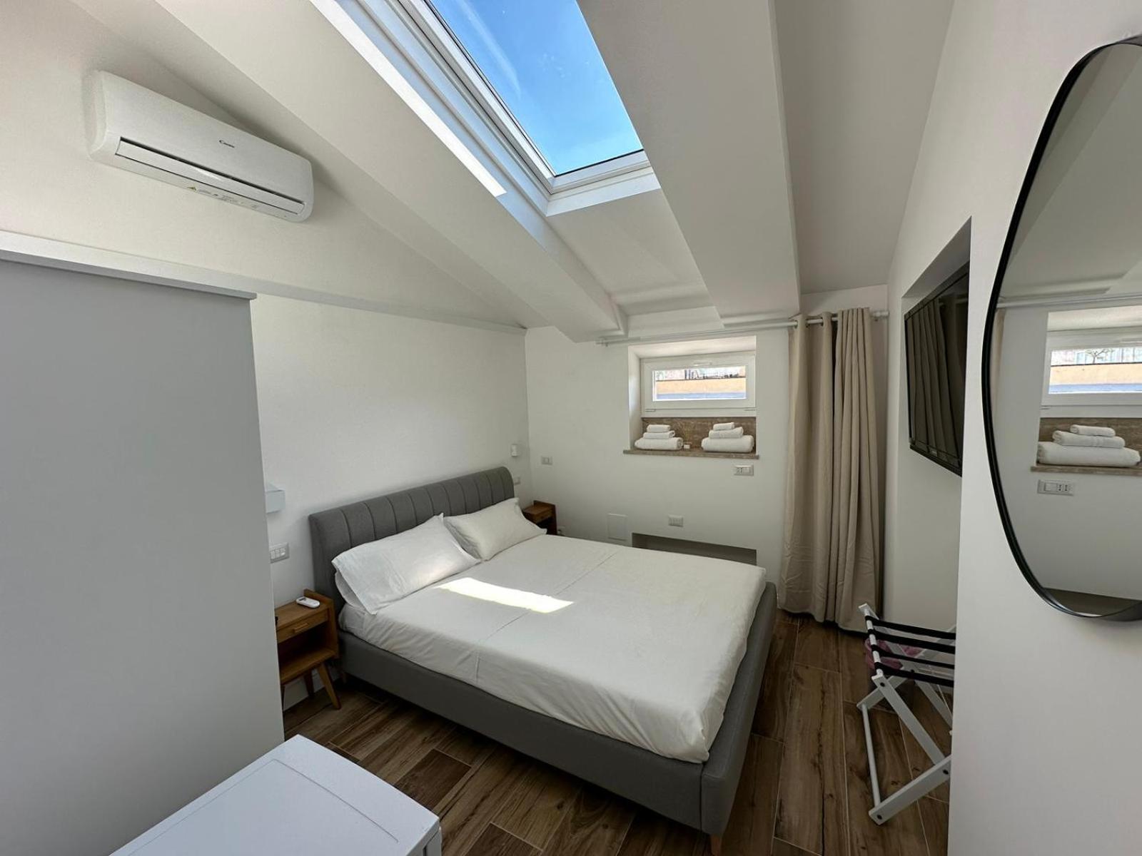 Bed&bikerome Giulio Cesare Bed and breakfast *
